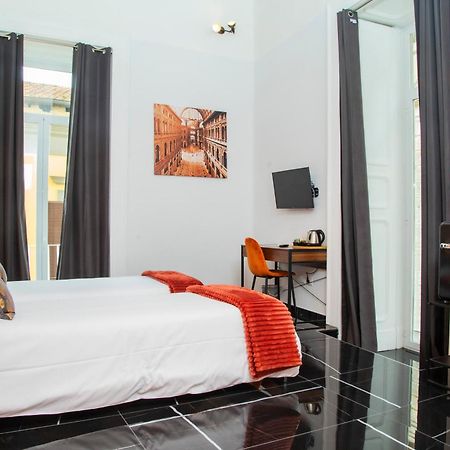Palazzo Goyze Hotel Napels Buitenkant foto